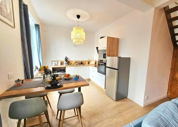Apartment Lumineux Duplex Proche Place Dalton Et Remparts *